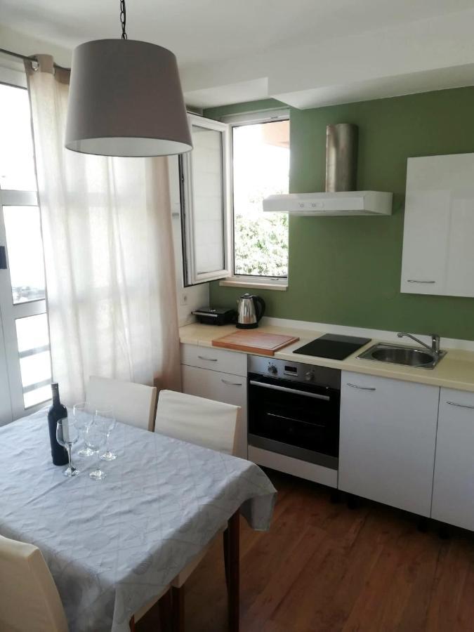 Apartmani Mistral Makarska Exteriör bild