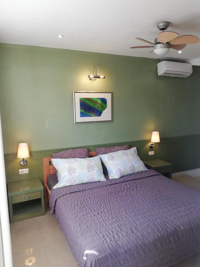 Apartmani Mistral Makarska Rum bild
