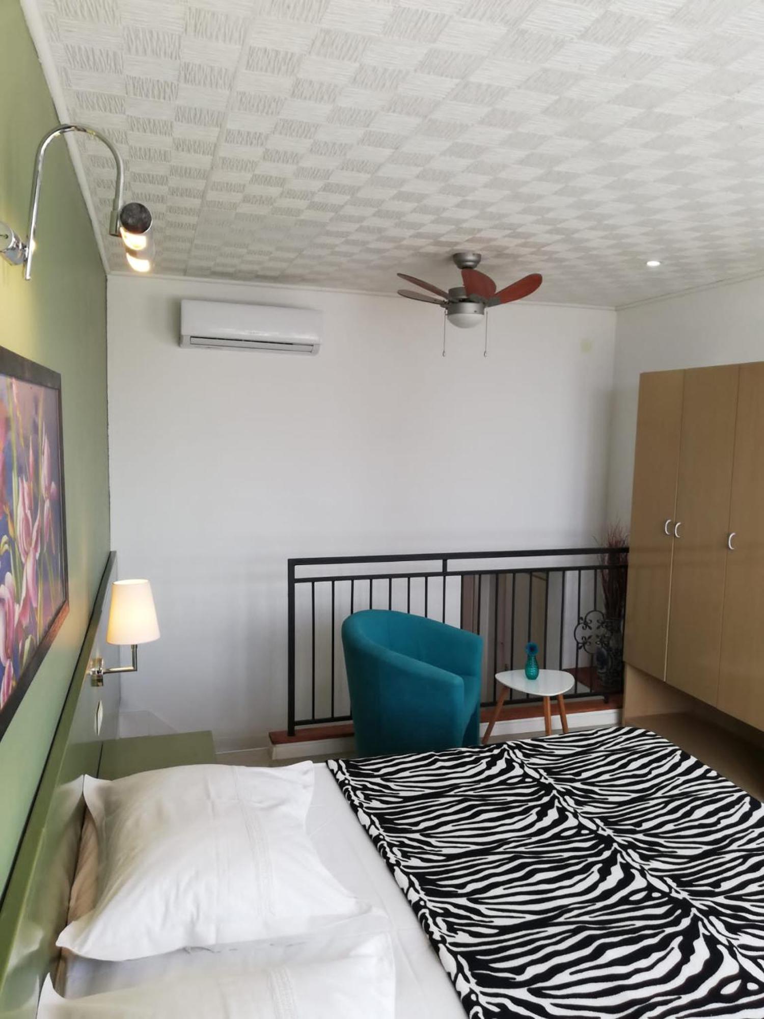 Apartmani Mistral Makarska Rum bild